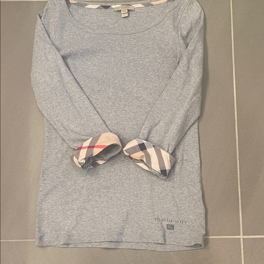 Burberry Gray Long Sleeve Women's Top medium